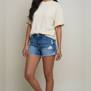 Hollister Low Rise Midi Denim Shorts- Size 7